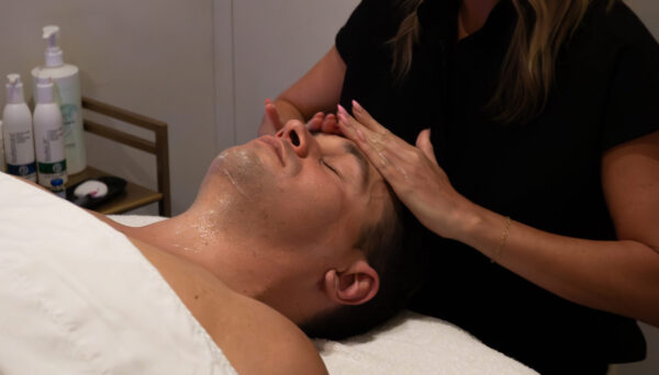 Sunburn Epicutis Facial